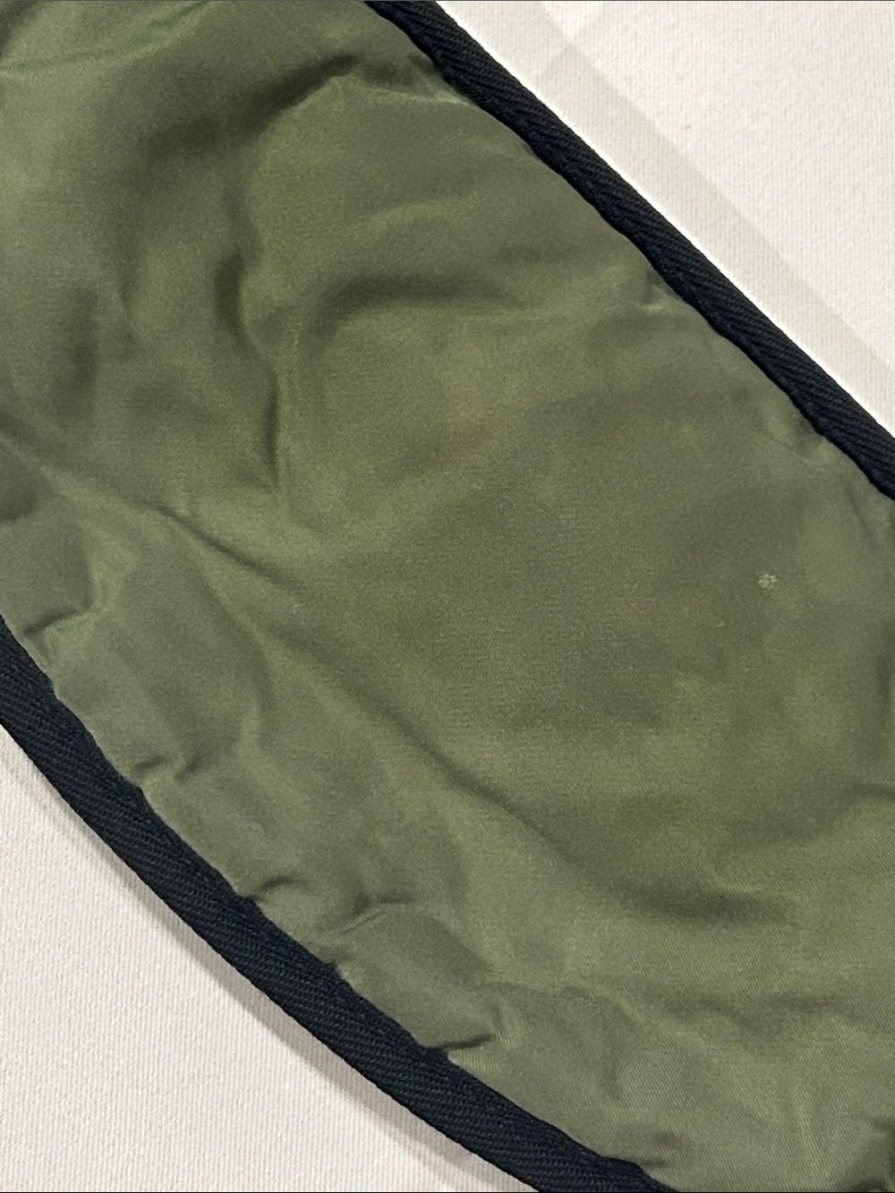 A.P.C. Olive Green Men's Waist Bag GUC - Picture 11 of 11